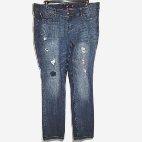 Torrid Destruction Patch Skinny Jeans 20 - Picture 1 of 10